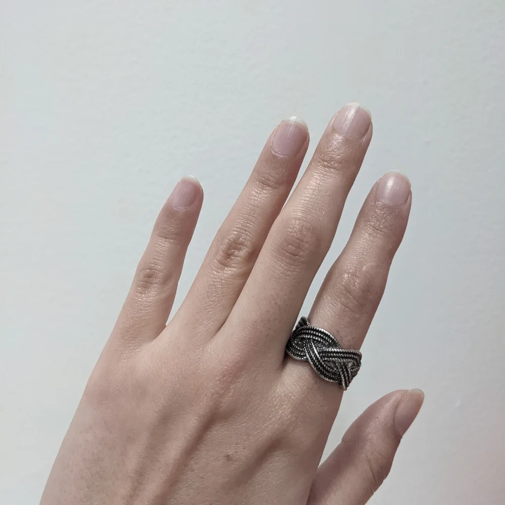 Silver braided ring - Picture 2 of 5